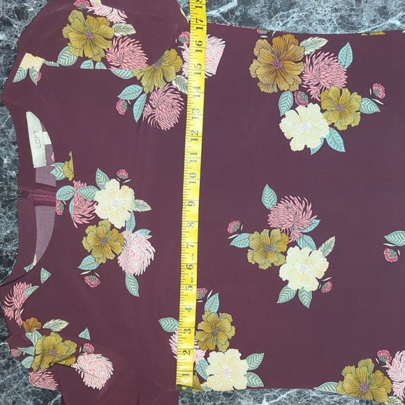 Floral Blouson Shift Dress - Picture 7 of 11